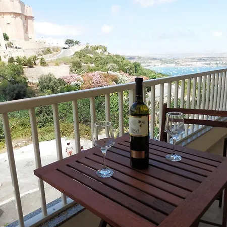 Lägenhet Seahorse Superior, Beautiful Seaviews Mellieħa